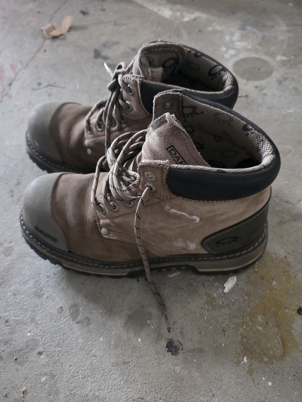 Men's Tan Work Boots Steel Toe with Black Collar